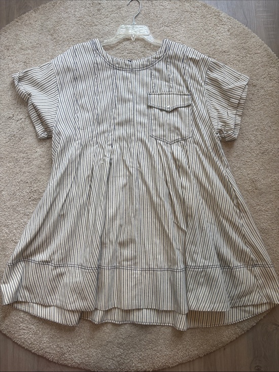 Pilcro Dresses & Skirts - Pilcro Cream and Black Striped Short-Sleeve Swing Dress